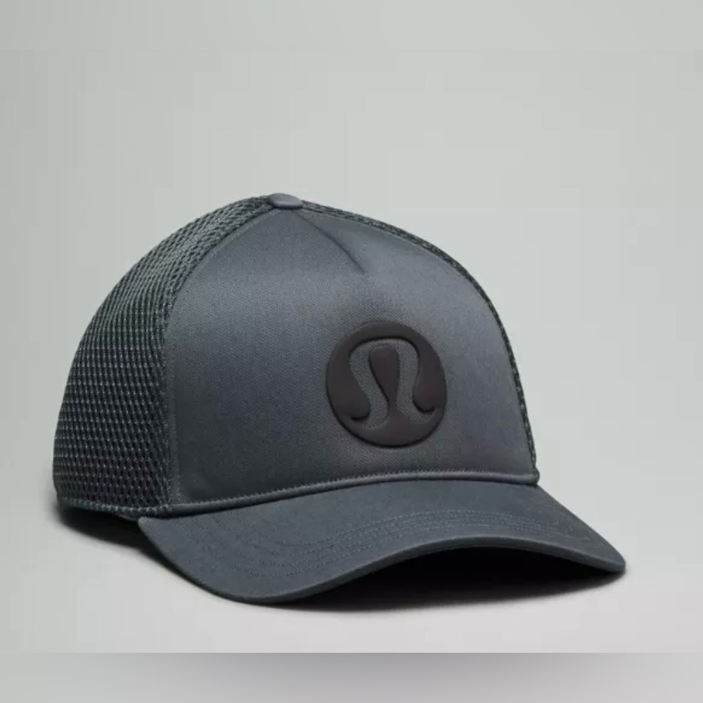 Lululemon NWT Gun Metal Grey & Black Trucker Hat Size L/XL